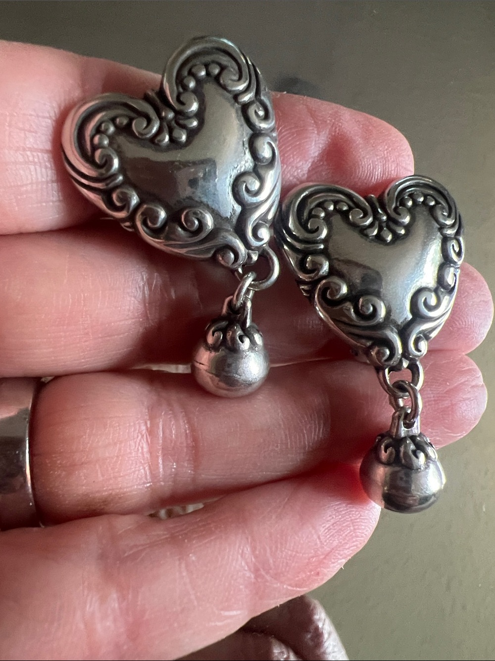 Vintage BRIGHTON Silver Large Heart Clip Earrings - Picture 2 of 8